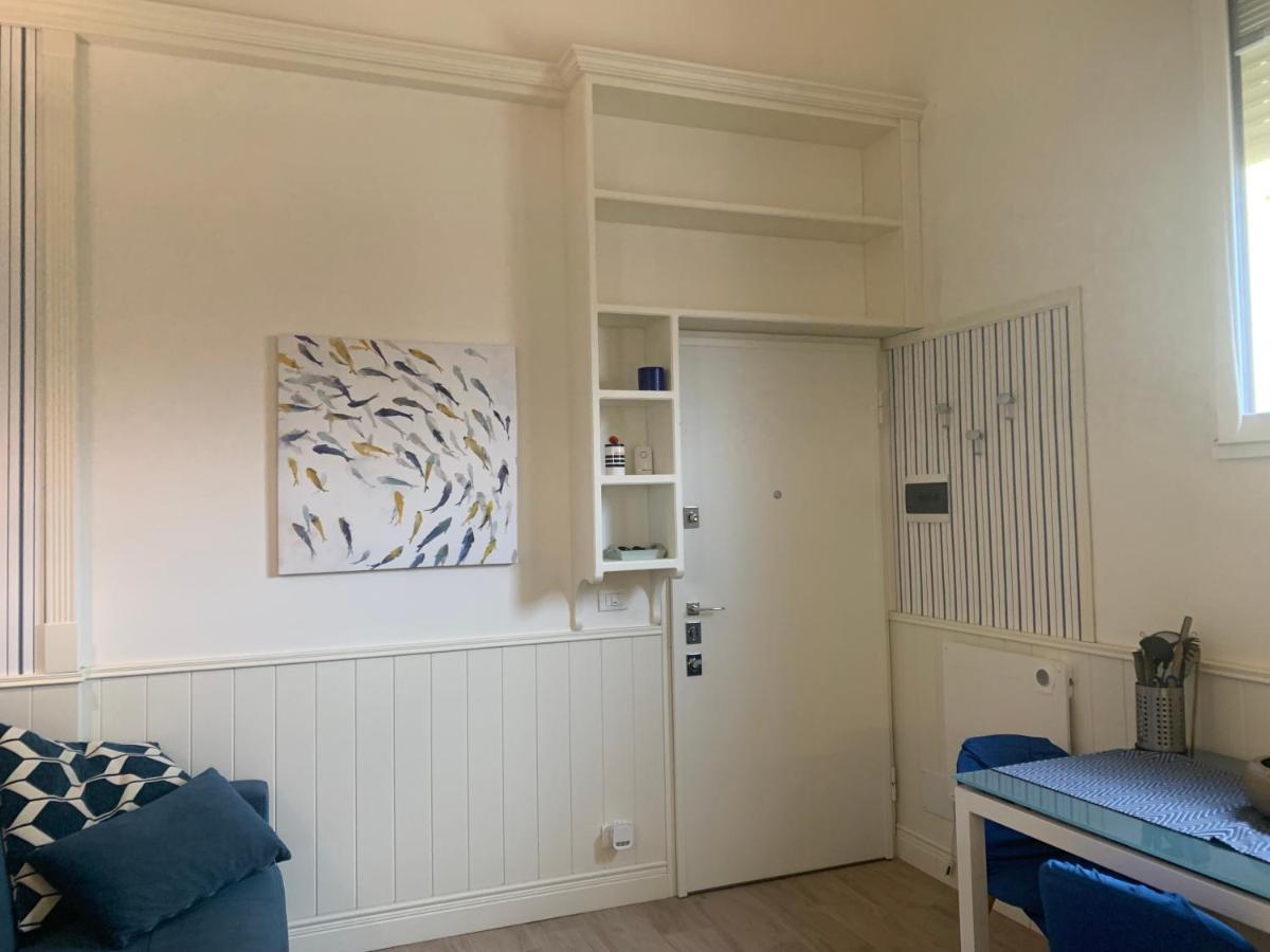 Perla Blu Lägenhet Viareggio Exteriör bild